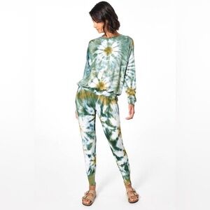 Young Fabulous & Broke Reid Jogger Pant Coraline Top Winter Leaf Venus Wash Set